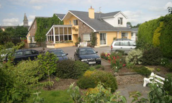 Sunnybank Killarney Bed and BreakfastGuesthouse